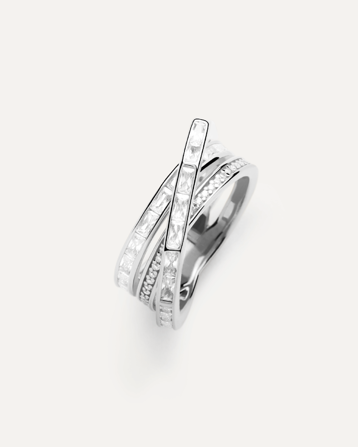 Anillo de Plata Verona Exclusivo - Joyería Artesanal con Detalles Únicos
