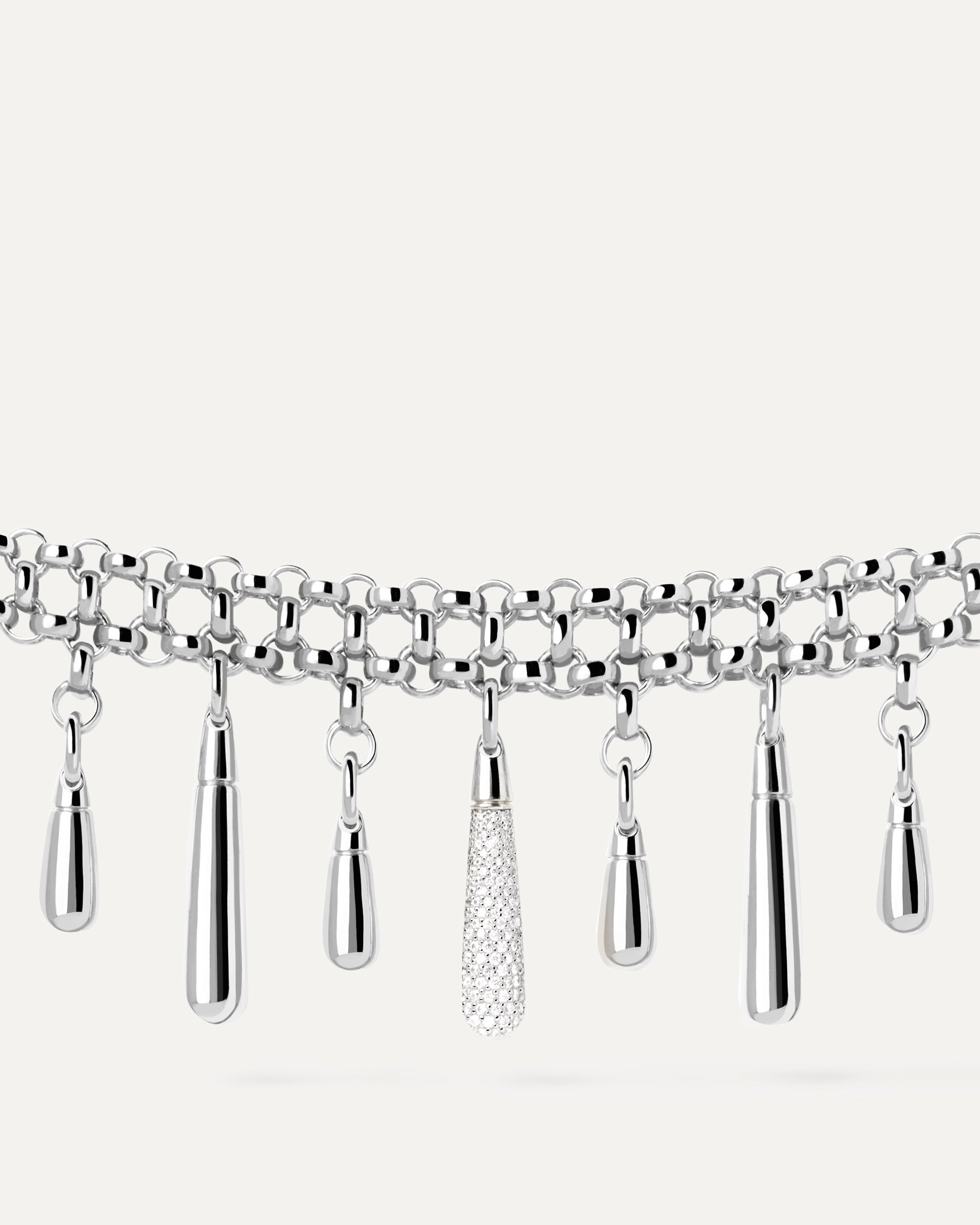 Gargantilla Ajustable de Plata con Detalles Traslúcidos - Collar Moderno para Mujer