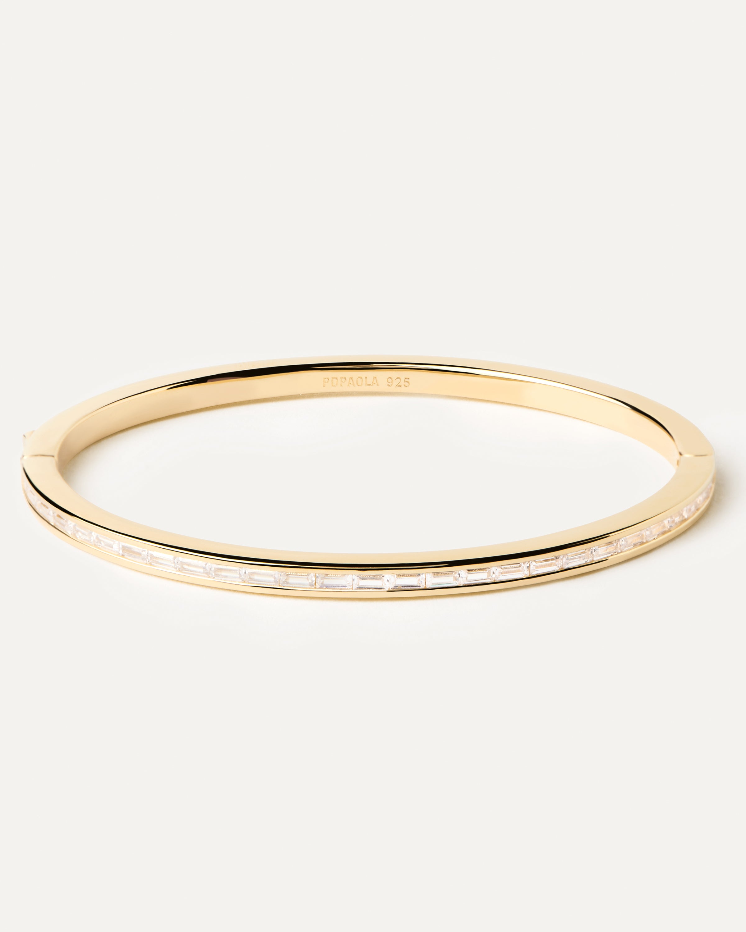 Pulsera Viena Elegante - Brazalete Minimalista en Acero Inoxidable para Mujer