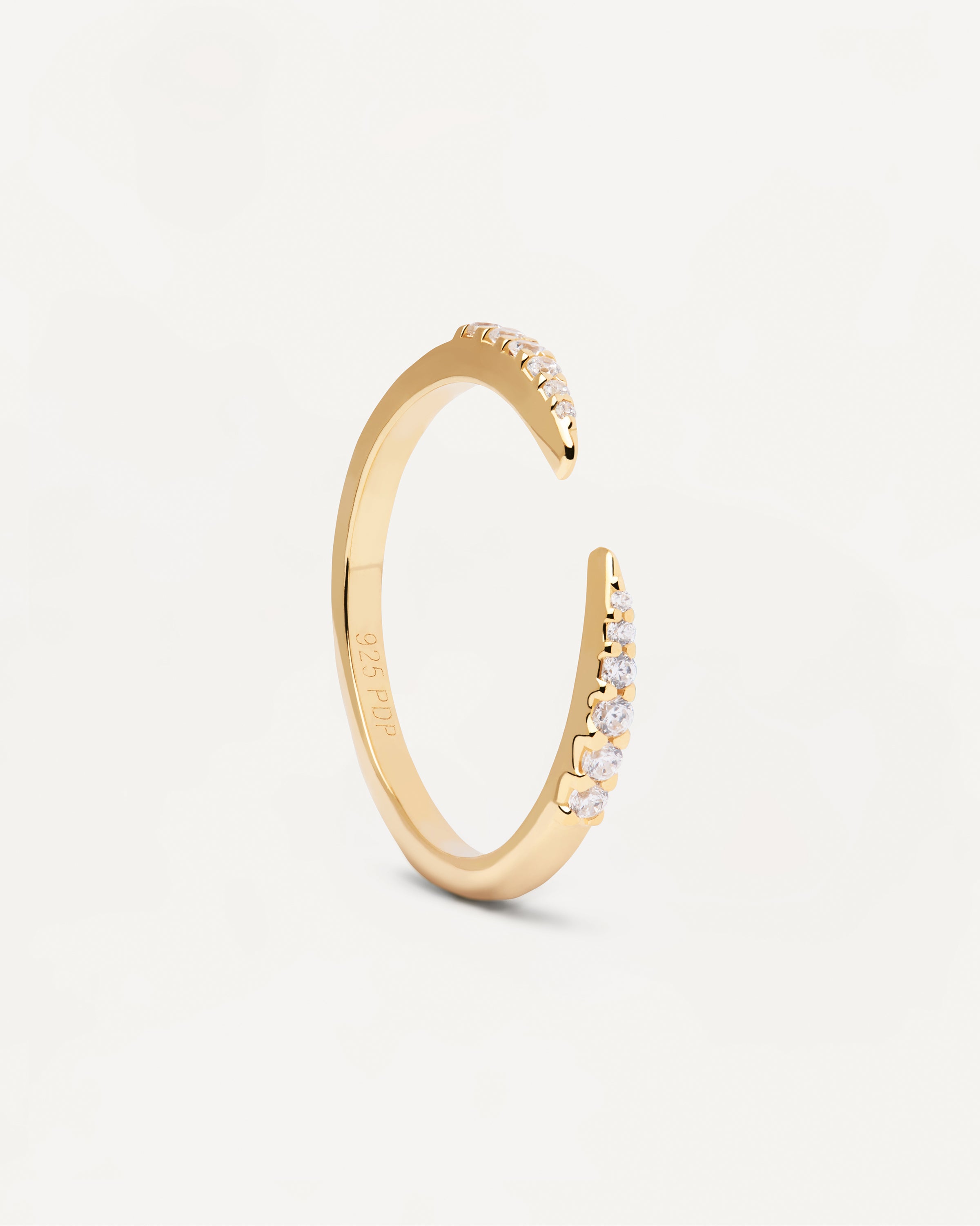 Anillo de Mirada Intensa - Joyería Elegante con Diseño Exclusivo