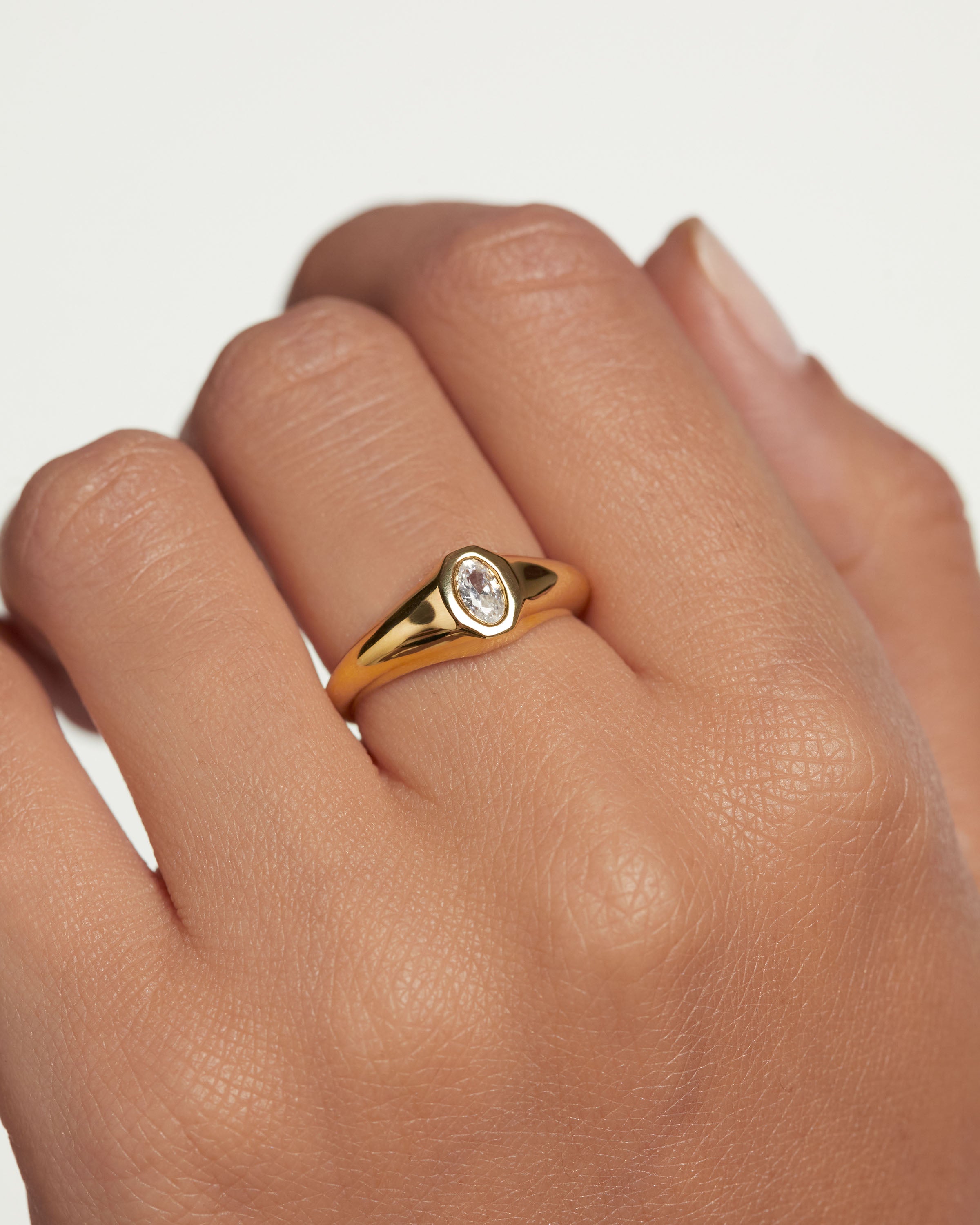 Anillo Exclusivo Karry con Grabado Personalizado - Sortija de Acero Inoxidable para Regalos de Moda Únicos