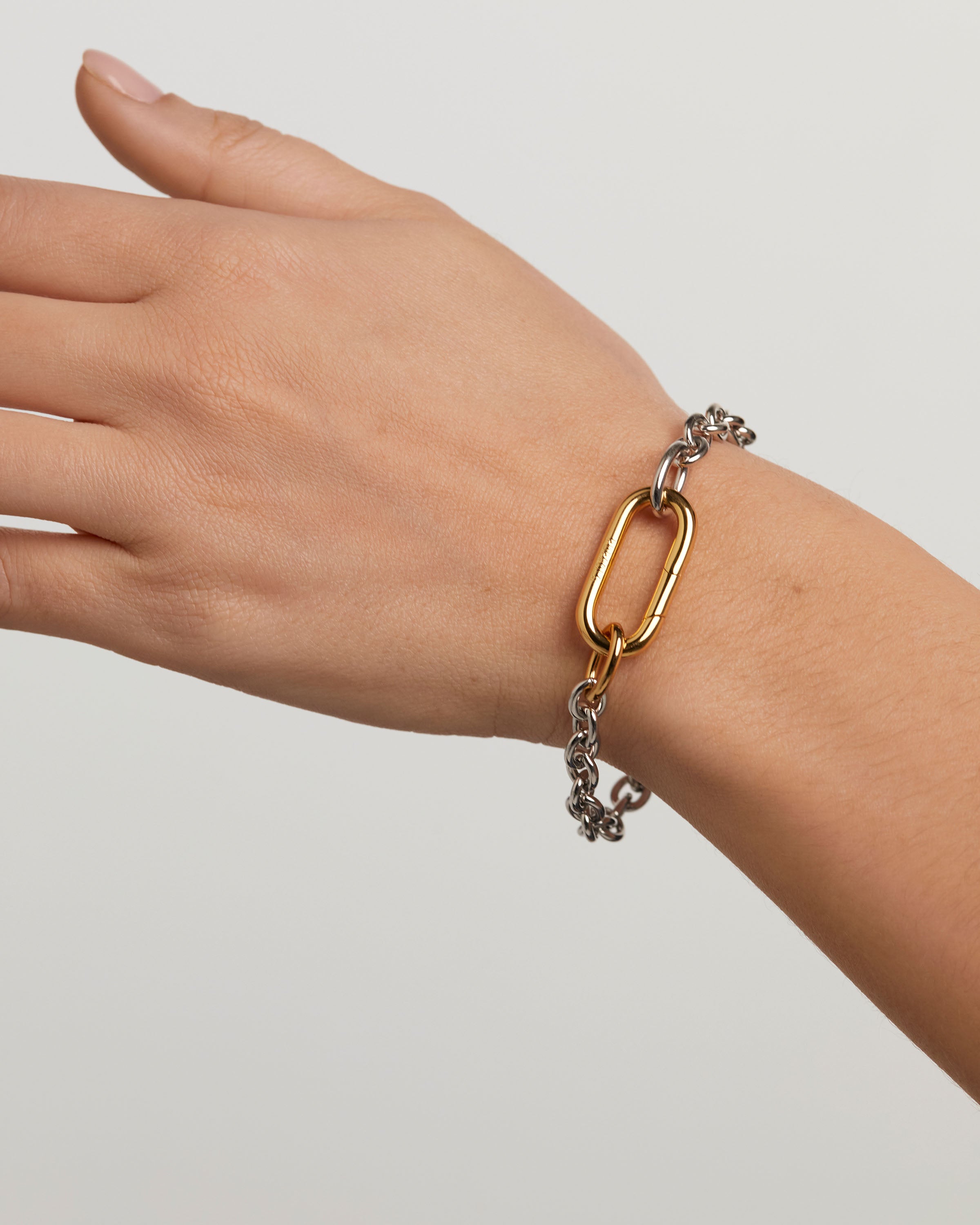 Pulsera Esencia Vibrante con Diseño Moderno de Cadena