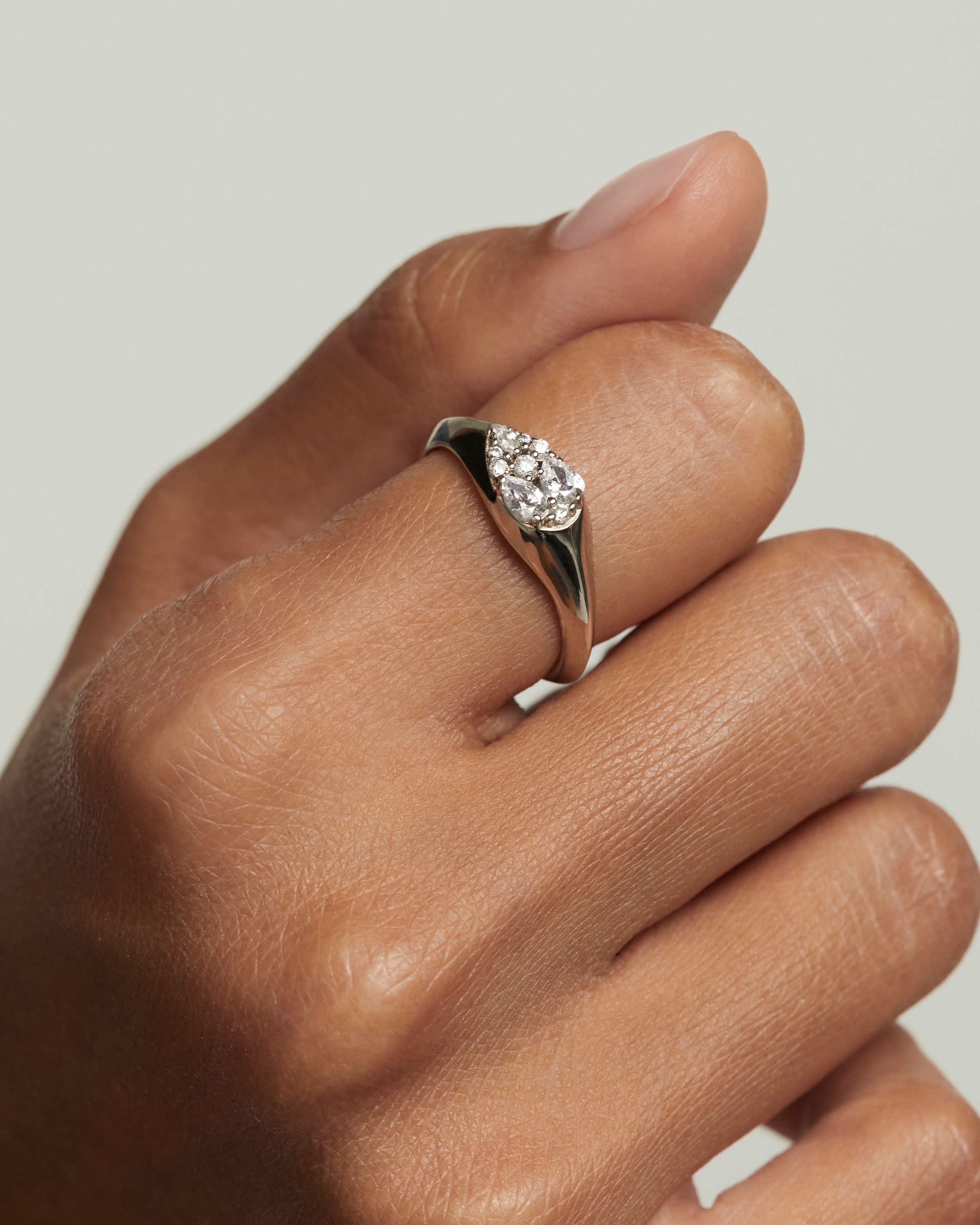 Anillo Exclusivo de Plata con Diseño Vainilla Sello