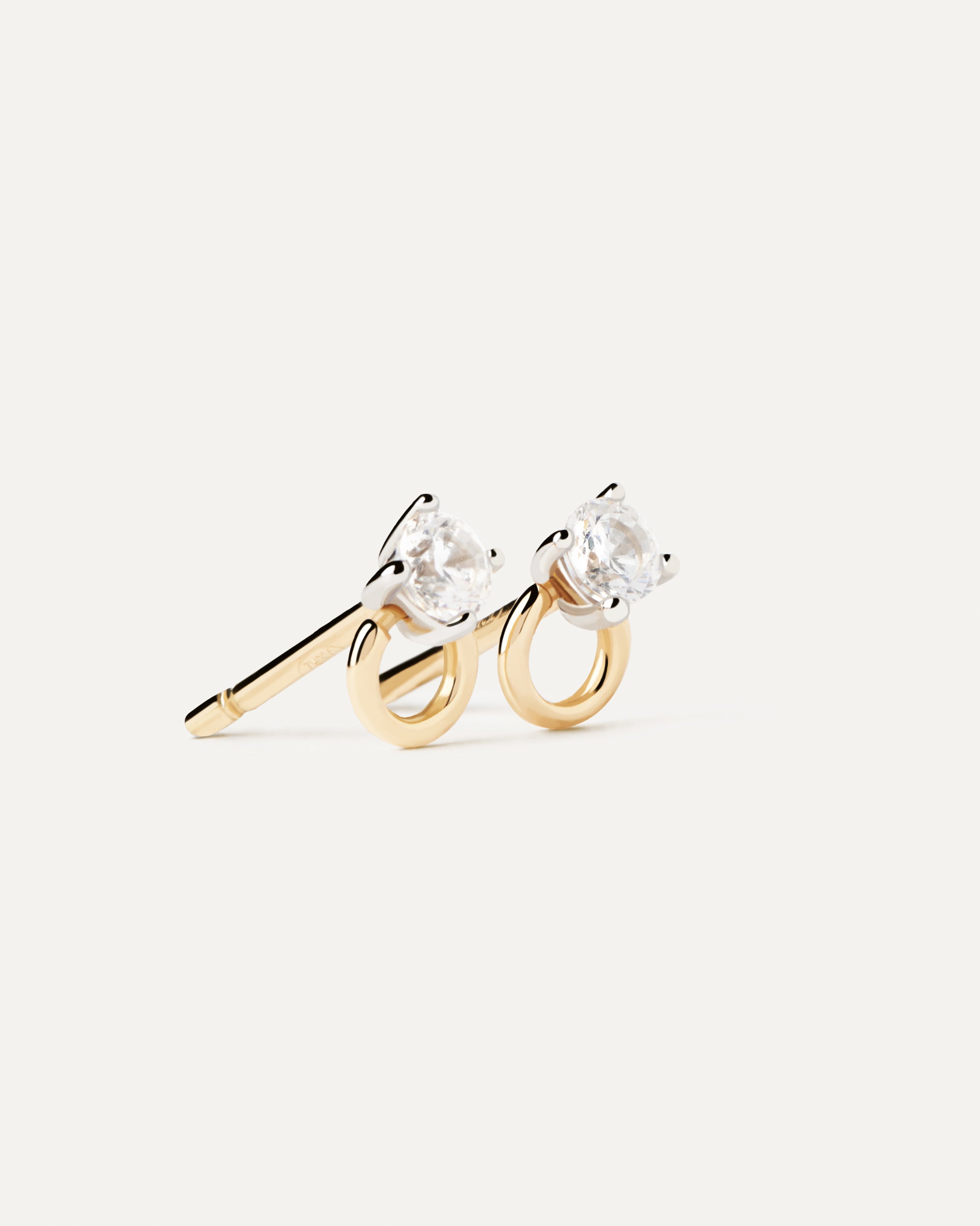 Pendientes Clásicos de Oro Brillante con Diamantes Puros - Joyería Fina de Lujo Elegante