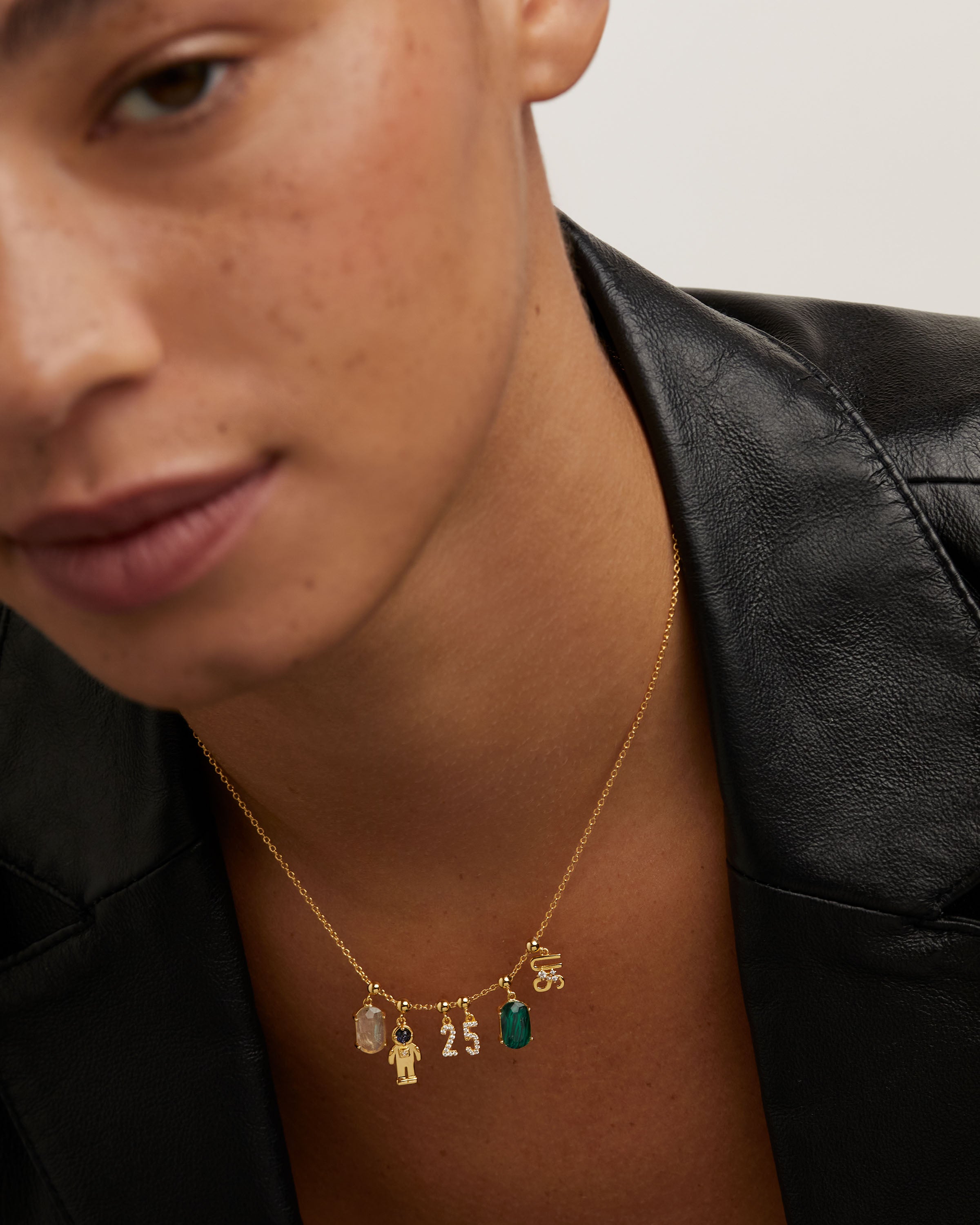 Encanto Americano: Accesorios Únicos con Estilo Vibrante y Diseño Exclusivo