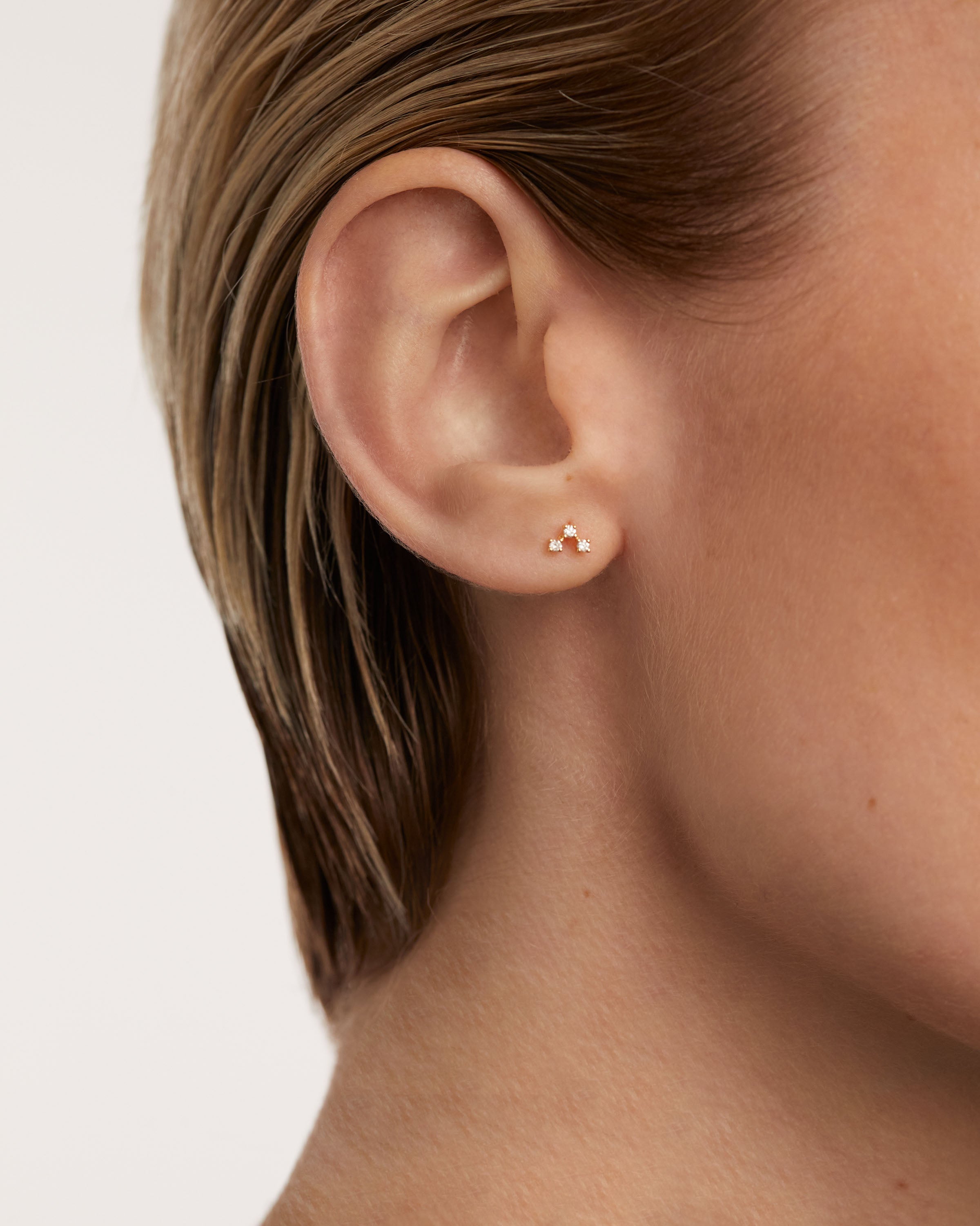 Pendiente Nolita en Oro con Diamantes - Diseño Exclusivo para Mujer