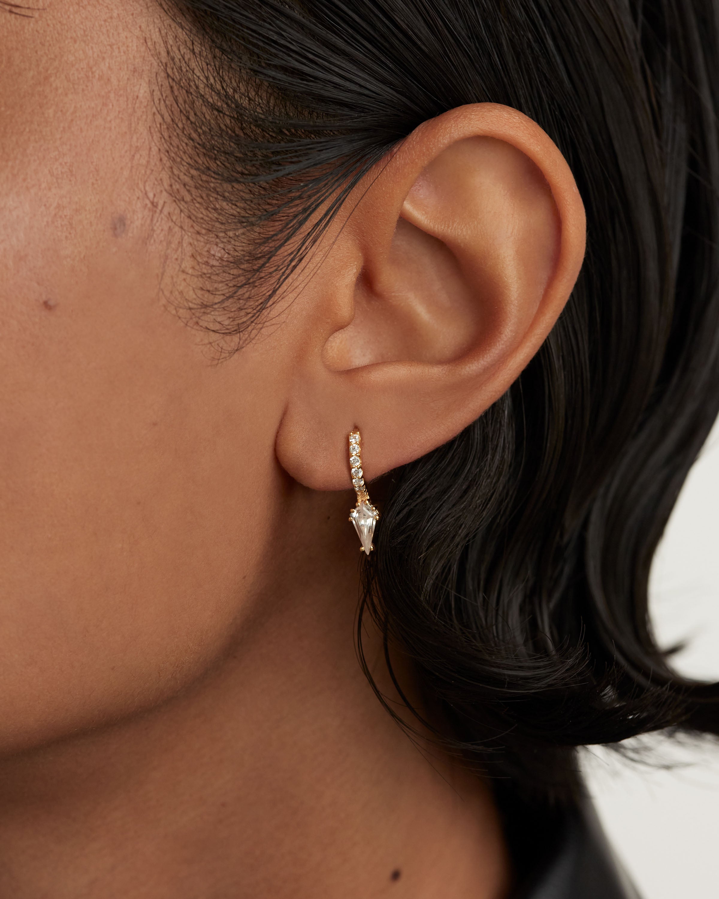 Pendiente Único de Manila - Joyería Boho Minimalista para Mujer