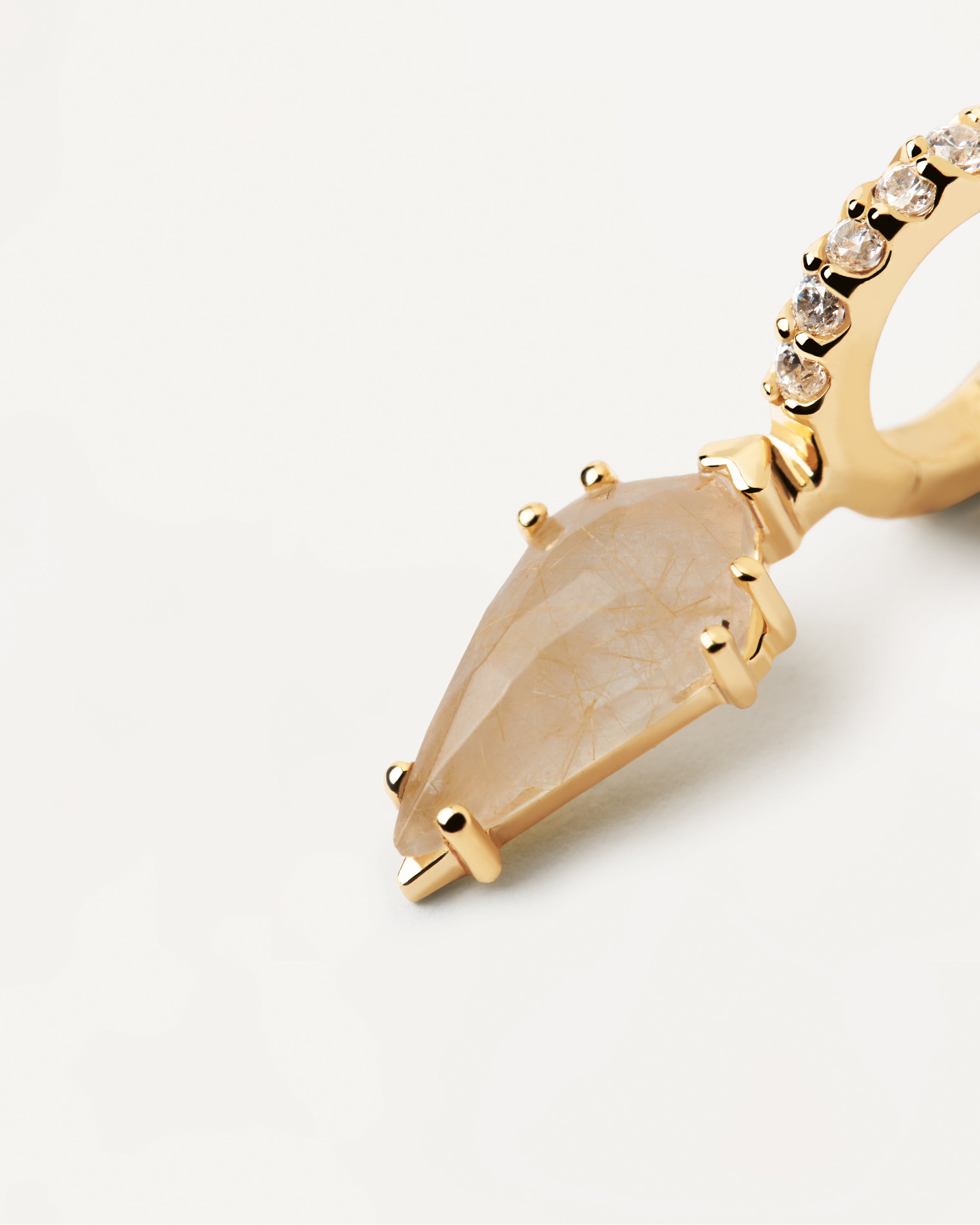 Pendiente Único Naoki con Cuarzo Rutilado - Joyería Exclusiva en Plata