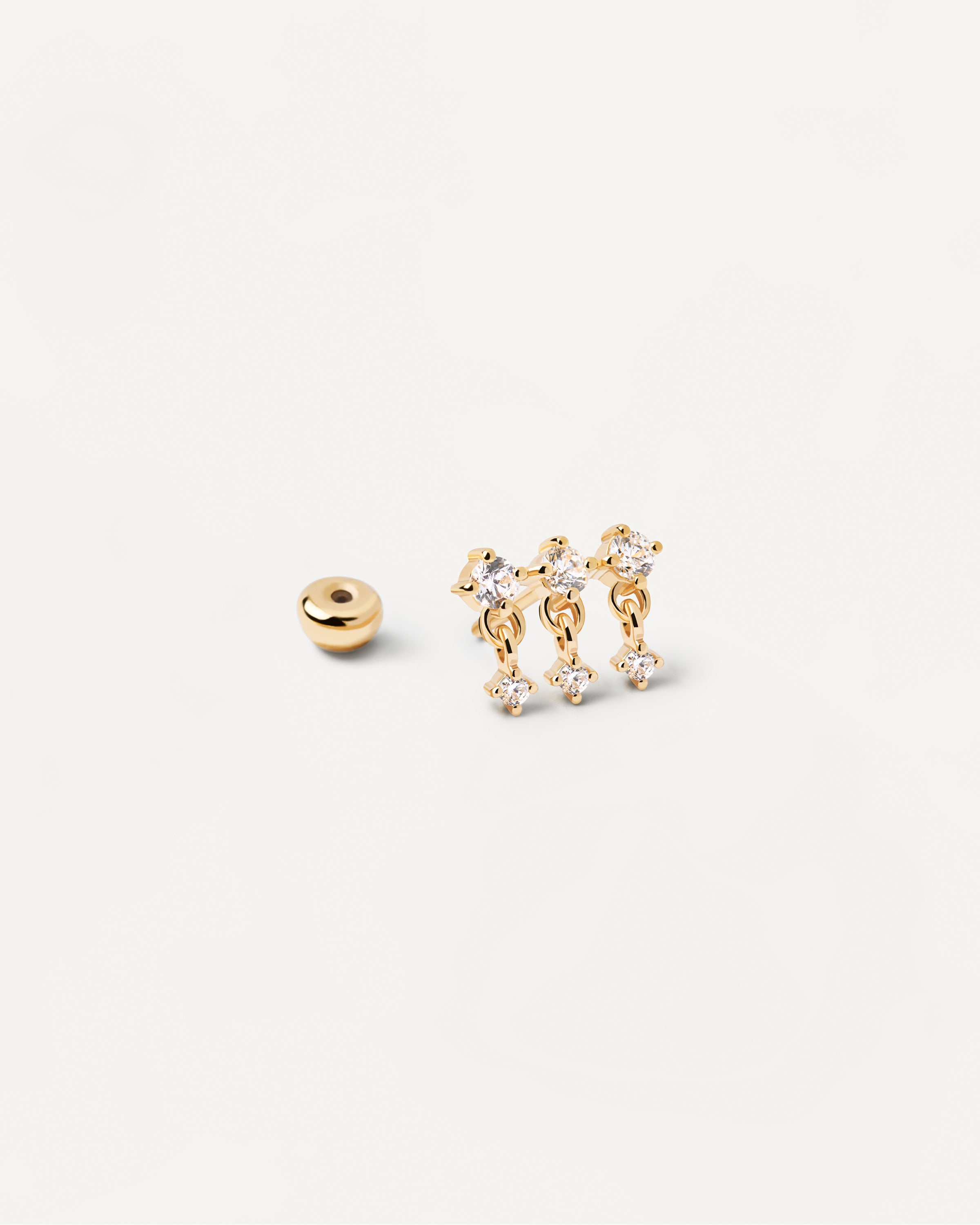 Aro Único Sol - Pendiente Estrella Plata Sterling con Diseño Minimalista