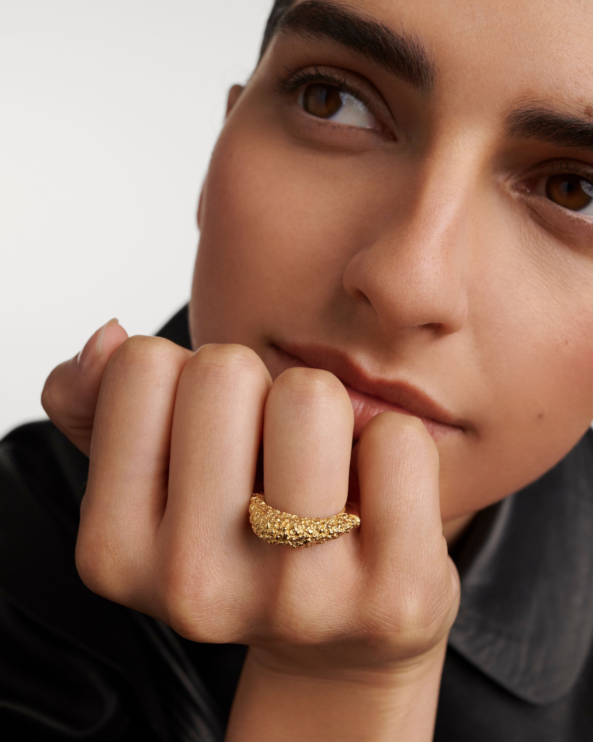 Anillo Duna Joyería Elegante - Diseño Único en Plata Sólida 925