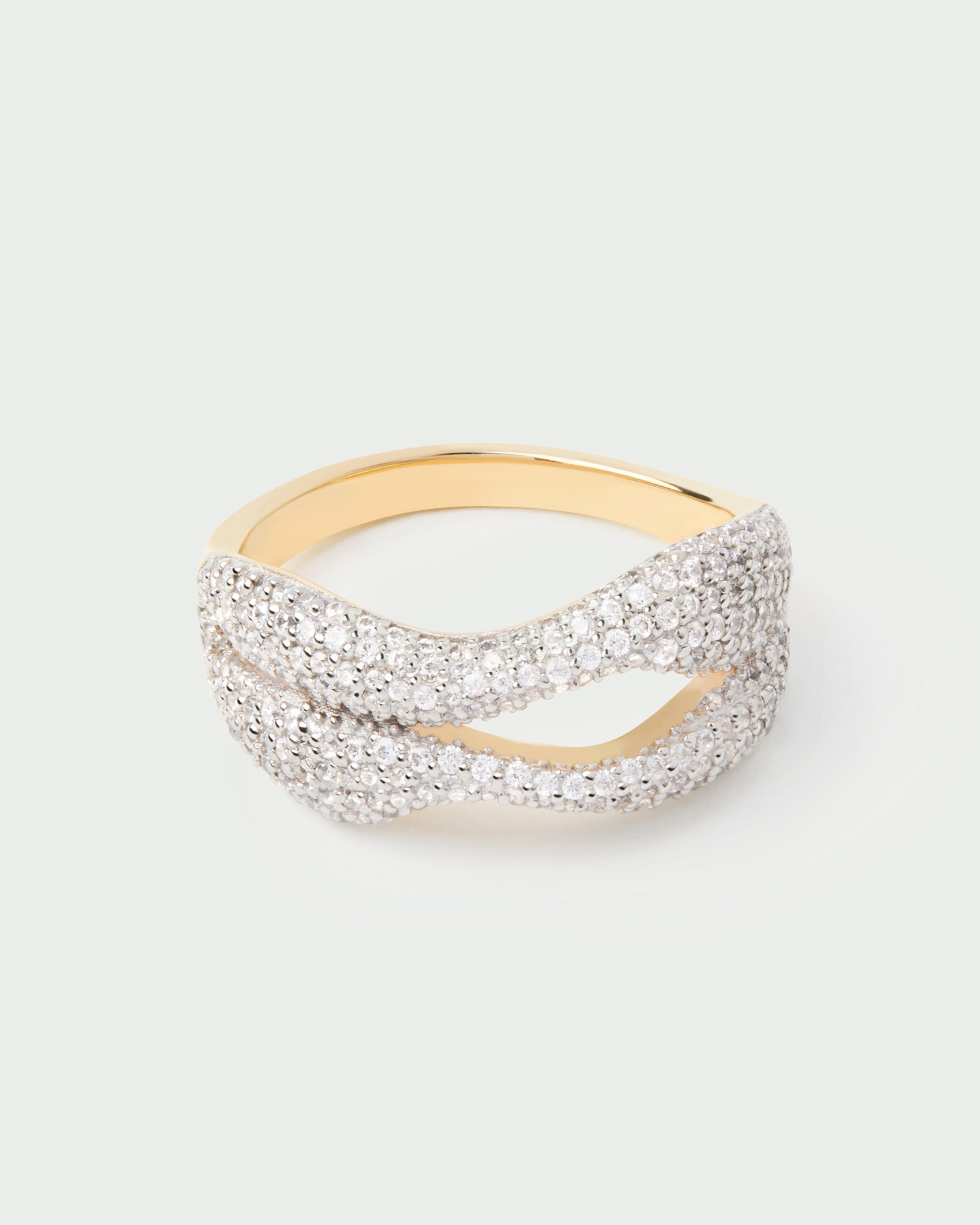 Sortija de Diamantes Pavé con Diseño Sensorial