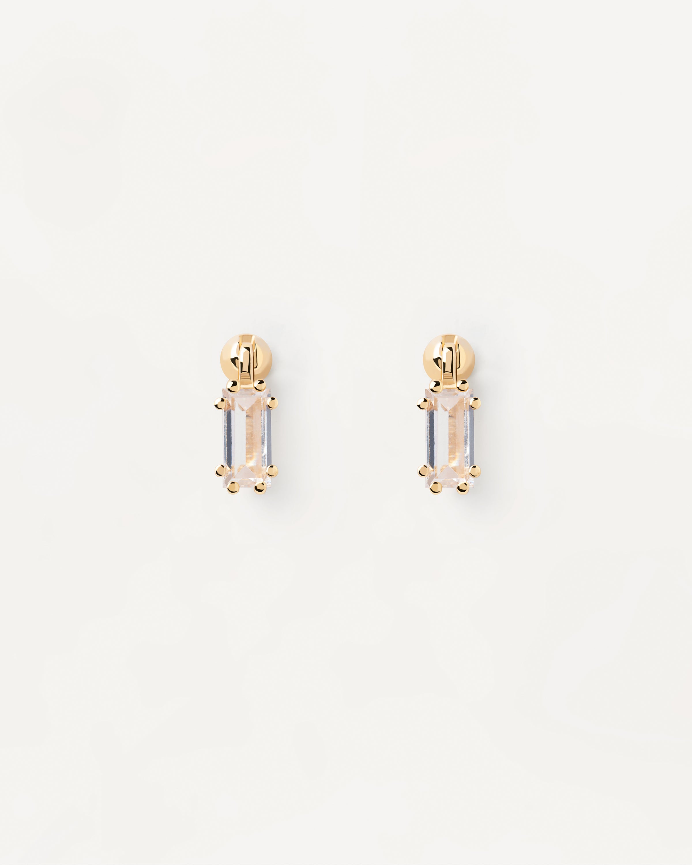 Aretes Minimalistas Ali - Pendiente Único con Diseño Exclusivo