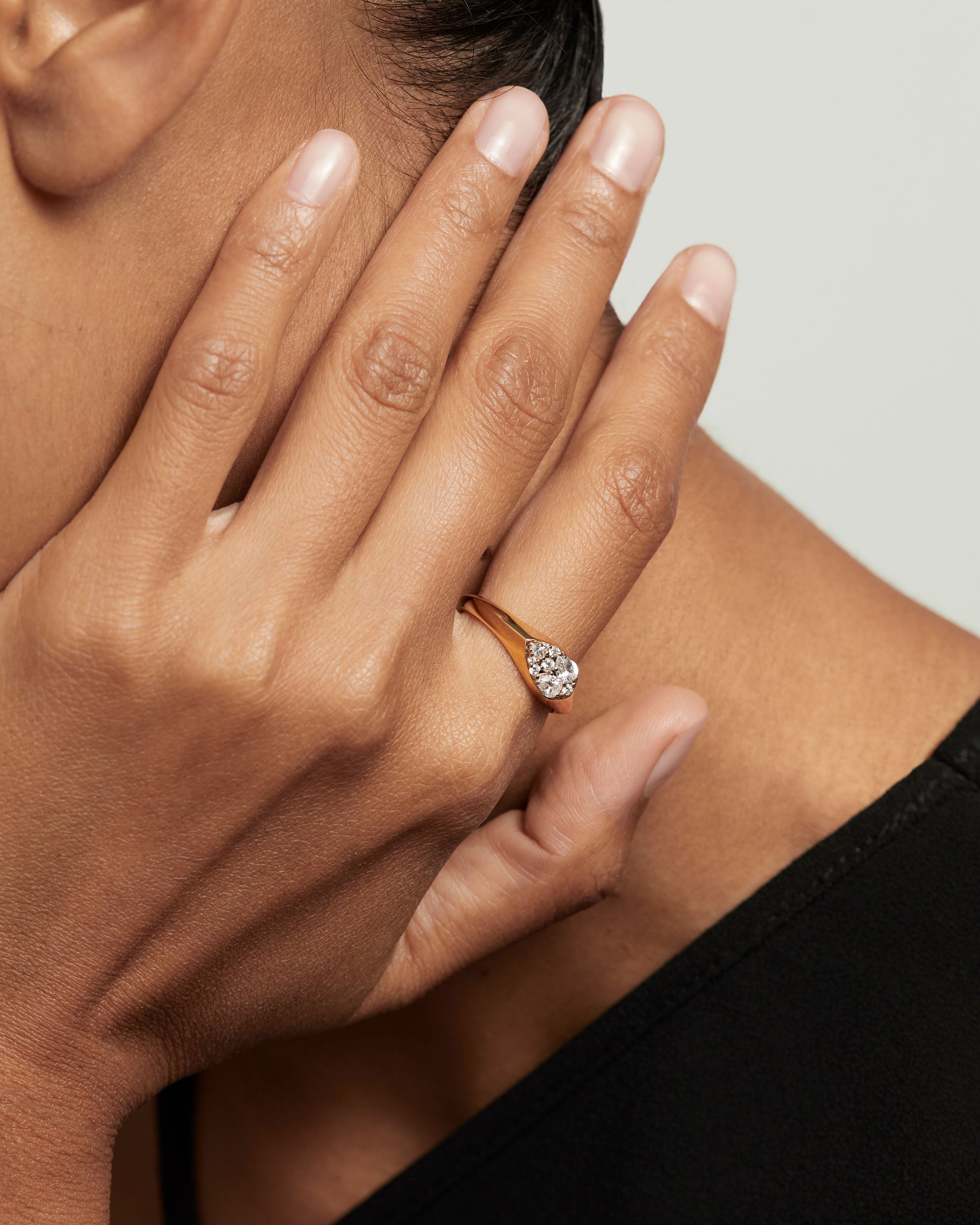 Anillo Grabado Esencial con Esencia de Vainilla Natural