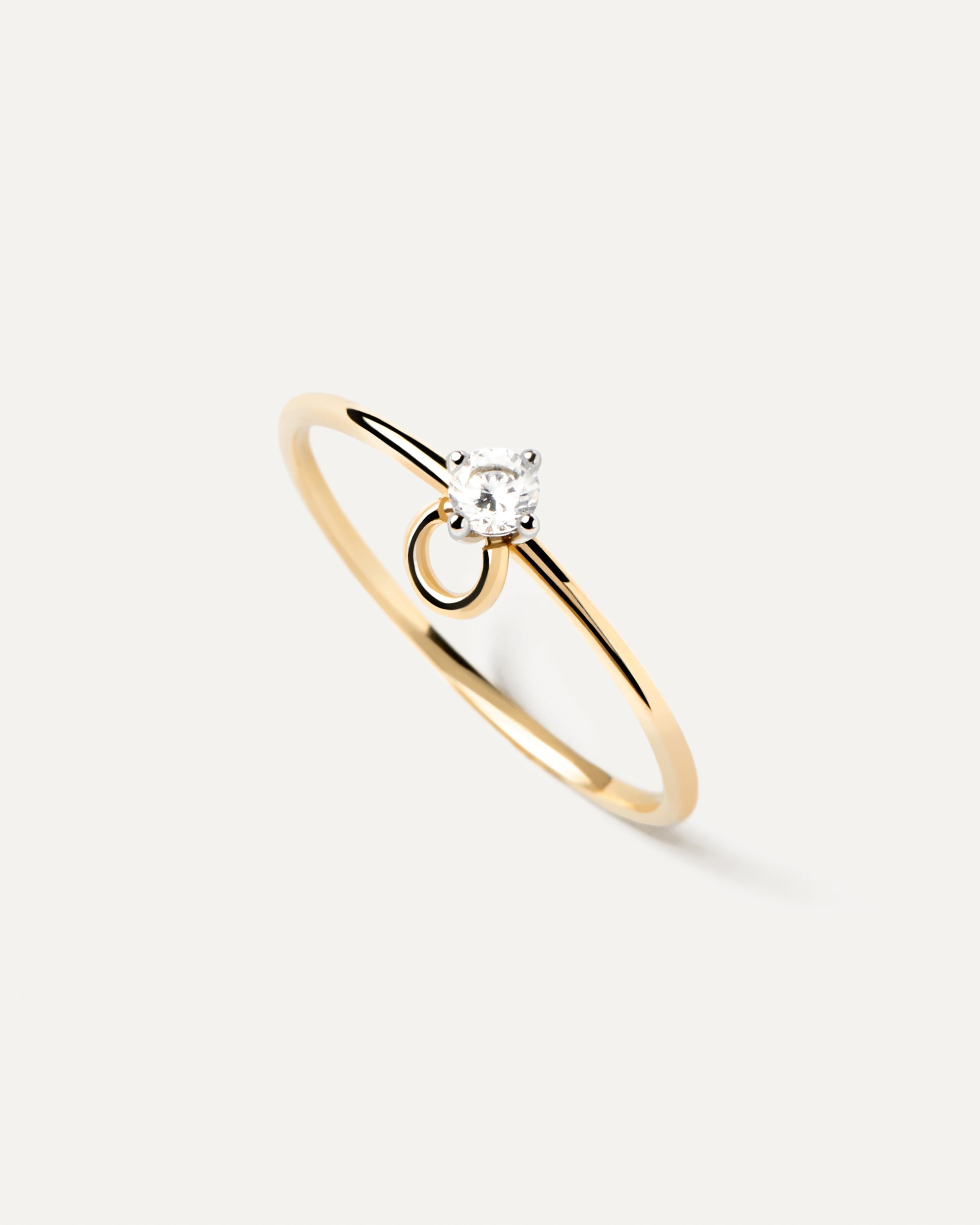 Exclusivo Anillo de Compromiso Elegante Ari Única con Brillante Diamante y Oro Amarillo