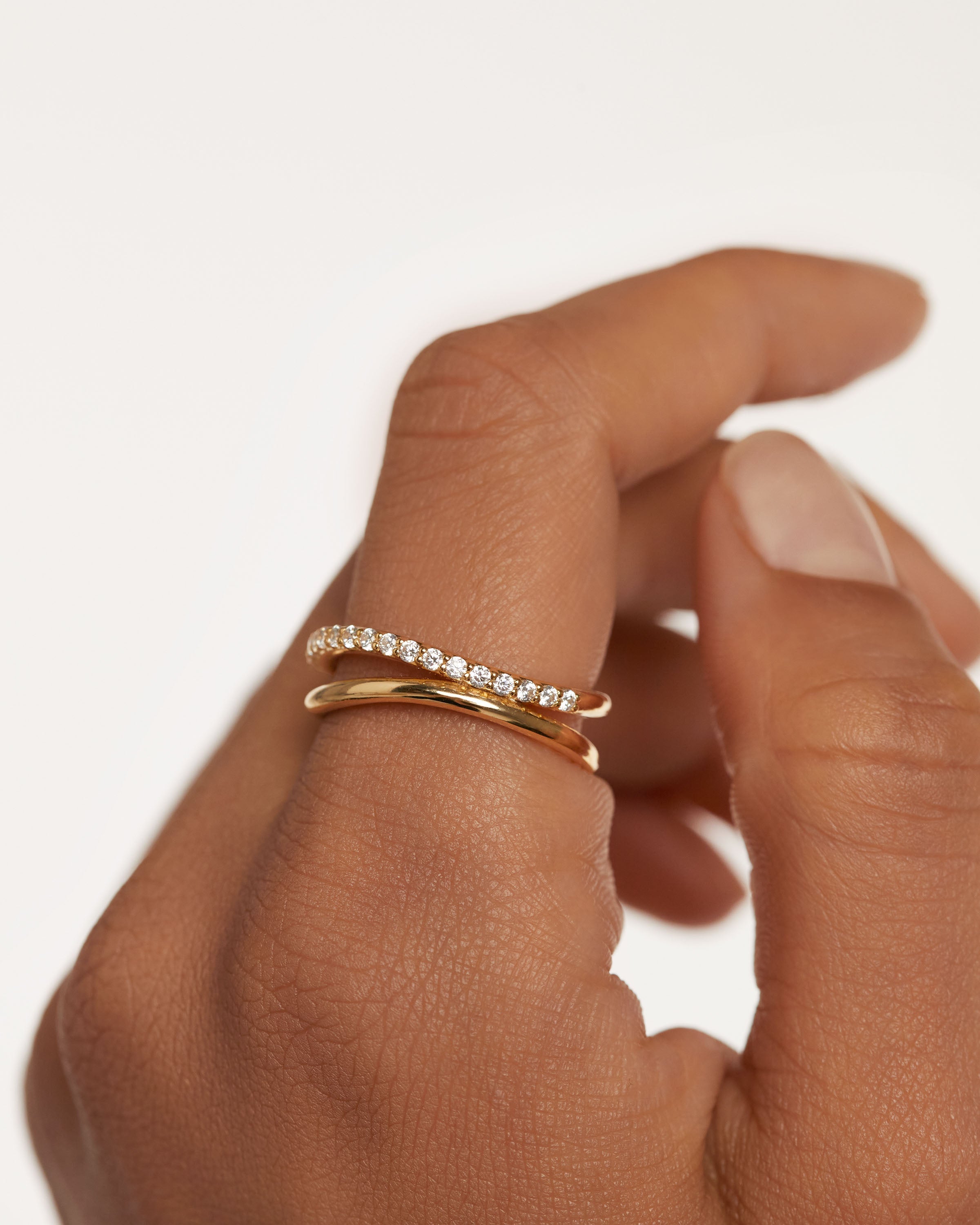 Anillo Vortice Dinámico – Sortija Giratoria con Diseño Único
