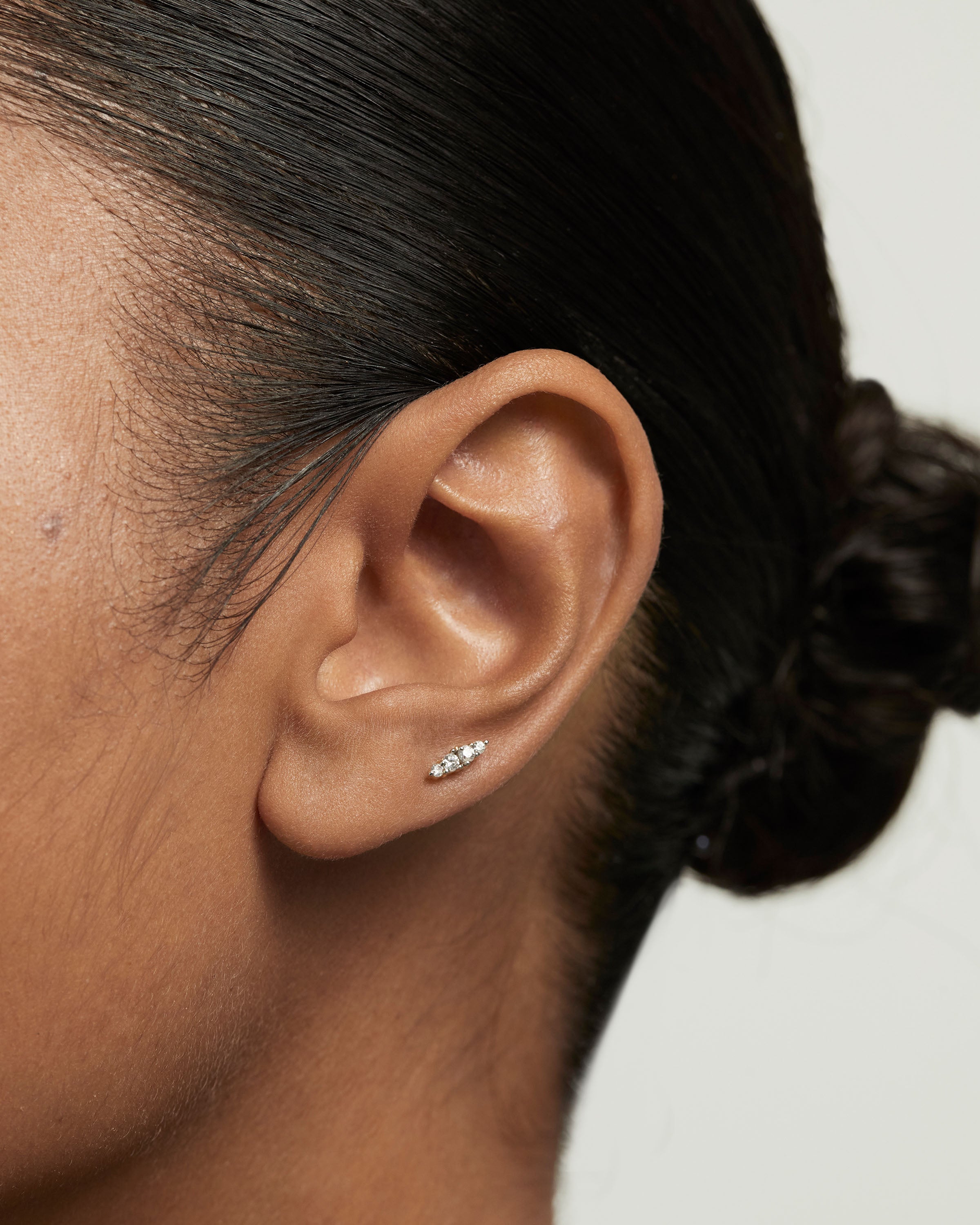 Pendiente Único de Gala Elegante - Joyería Moderna para Eventos Especiales