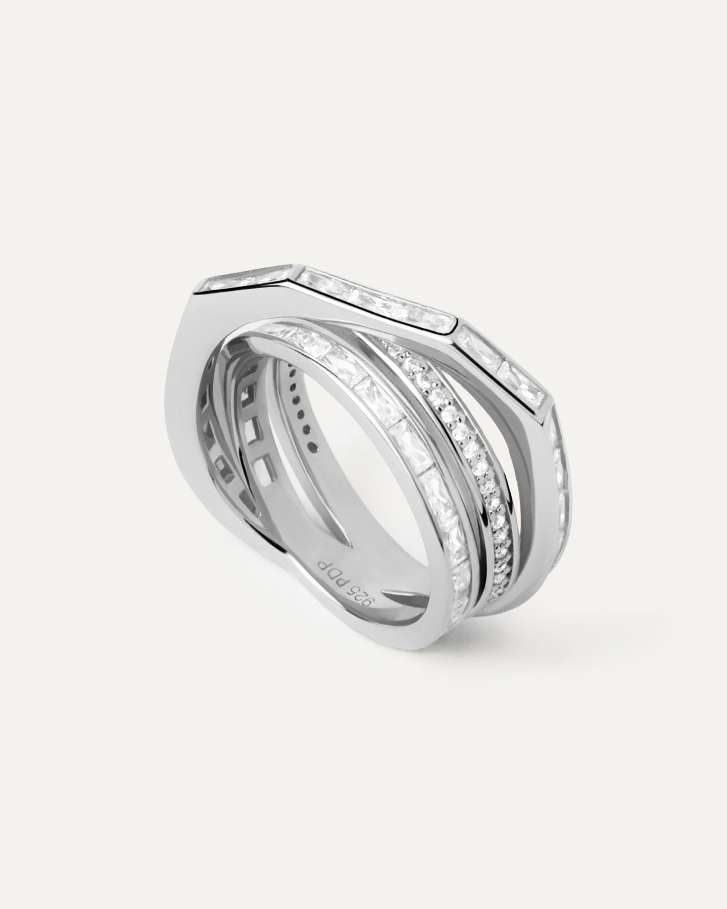 Anillo de Plata Verona Exclusivo - Joyería Artesanal con Detalles Únicos