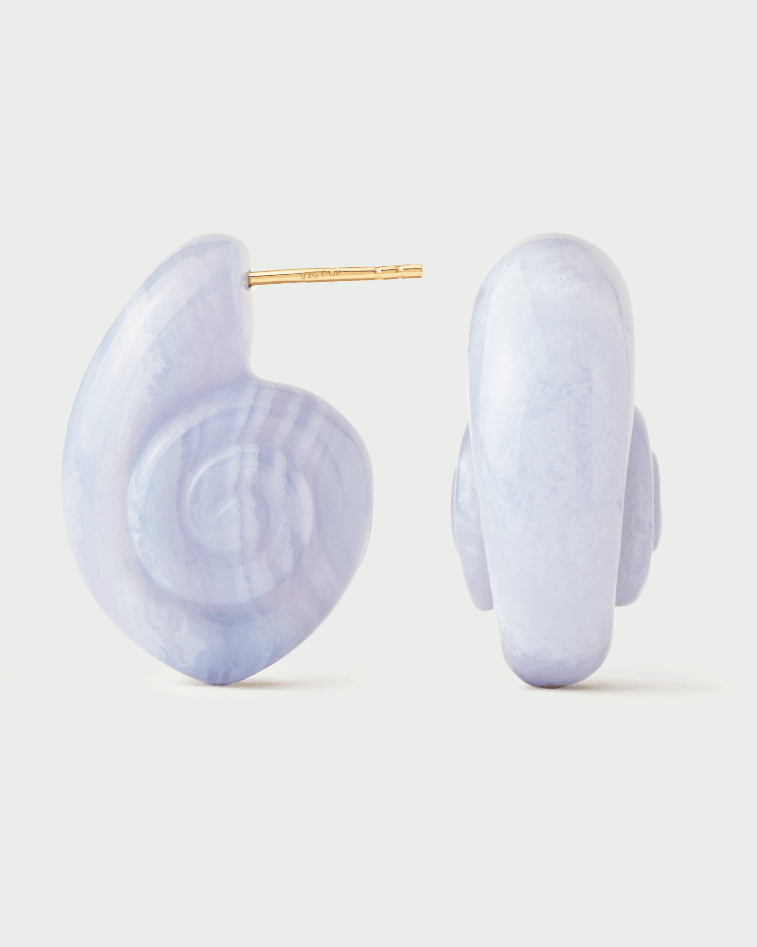 Aretes de concha con ágata azul encaje vintage